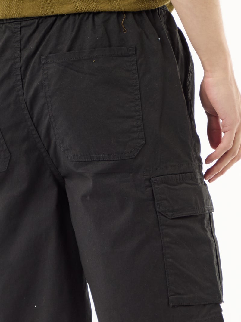 Bermuda chino in popeline con tasche a patta Nero - Kiabi