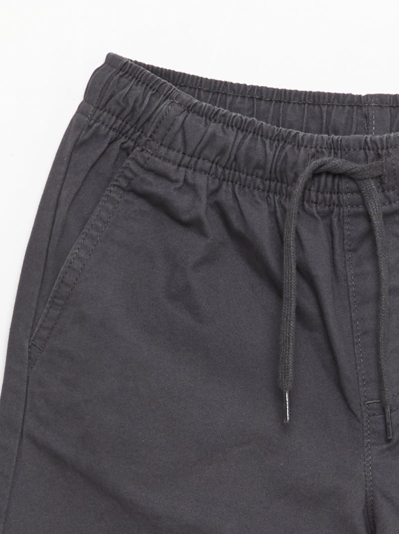 Bermuda chino tinta unita con lacci Nero - Kiabi