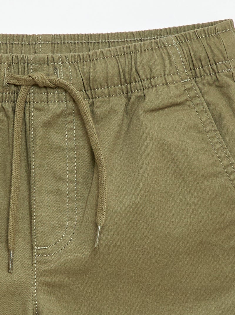 Bermuda chino tinta unita con lacci Verde - Kiabi