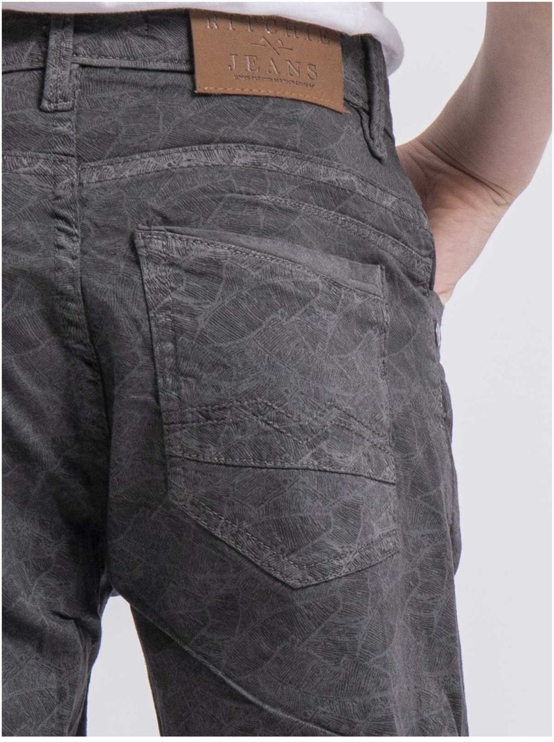 Bermuda con motivi BASKEL-J Grigio scuro - Kiabi