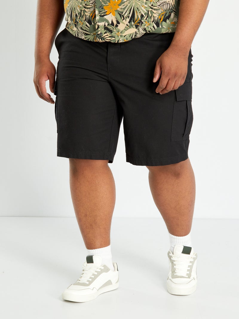 Bermuda con tasche cargo Nero - Kiabi