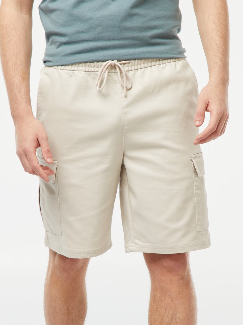 Bermuda dritti con tasche con patta GRIGIO - Kiabi