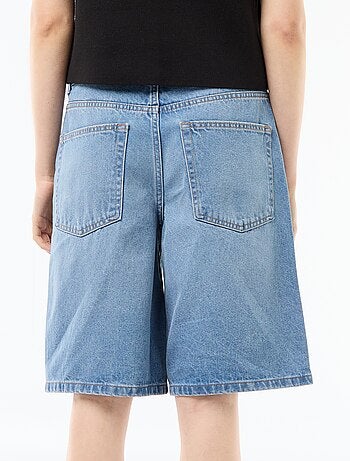 Bermuda in denim a vita alta