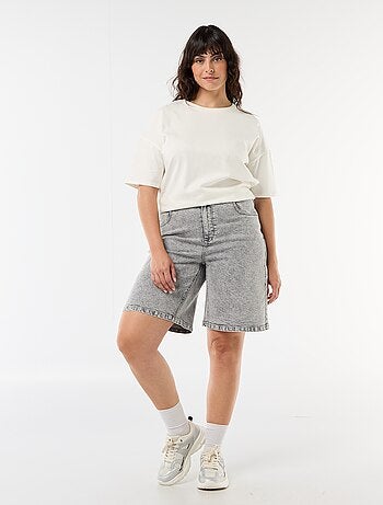 Bermuda in denim a vita alta
