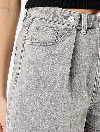 Bermuda in denim a vita alta