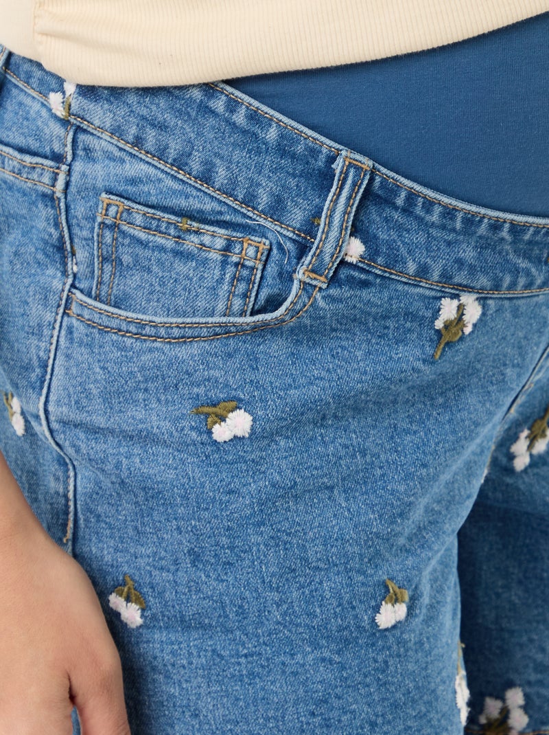 Bermuda in denim a vita alta premaman con ricami Blu - Kiabi