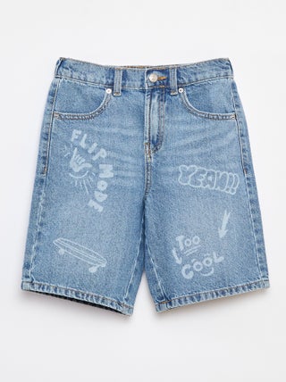 Bermuda in denim con stampa 'skaters'