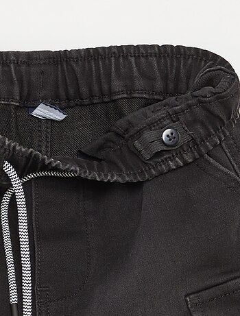 Bermuda in jeans con vita elasticizzata