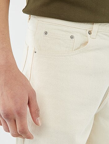 Bermuda in jeans taglio pinocchietto