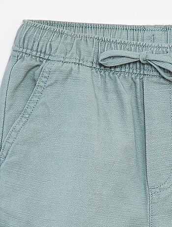 Bermuda in twill tinta unita con tasche