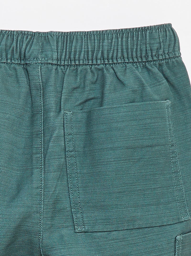 Bermuda in twill tinta unita con tasche VERDE - Kiabi
