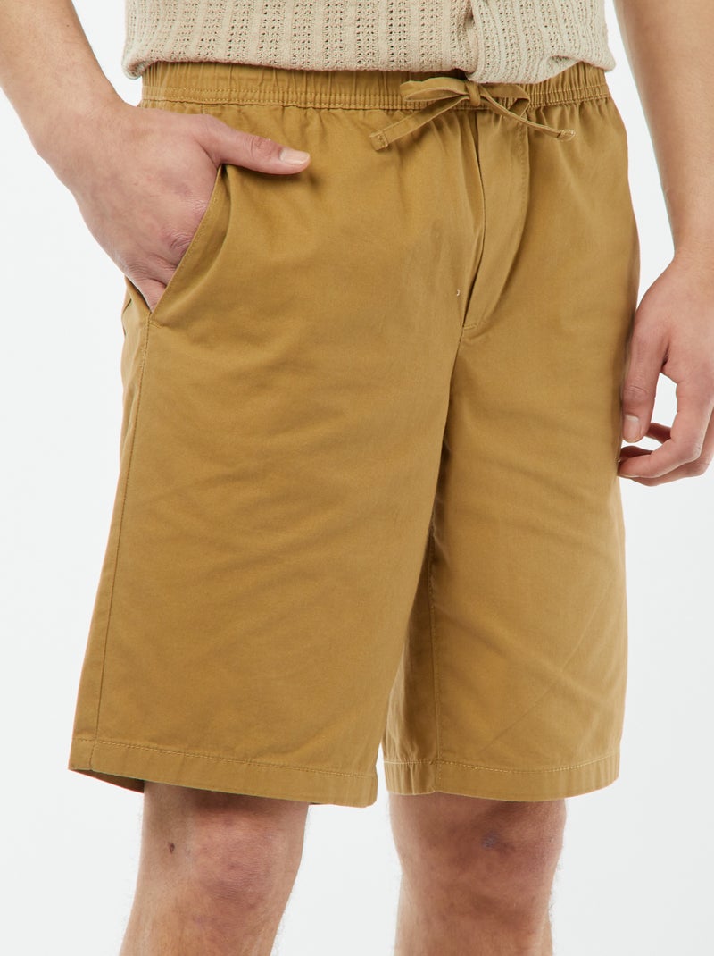 Bermuda in twill tinta unita VERDE - Kiabi