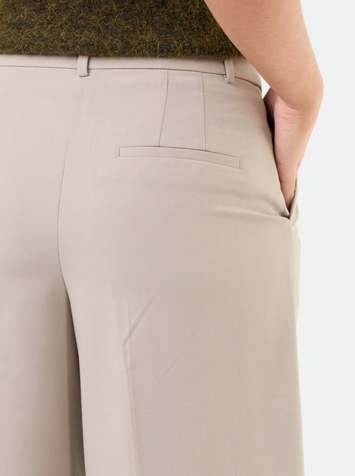 Bermuda lungo taglio chino - Kiabi