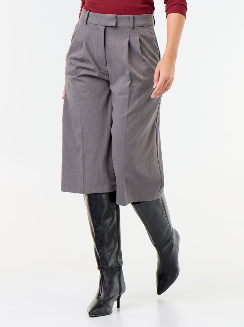 Bermuda lungo taglio chino Grigio - Kiabi
