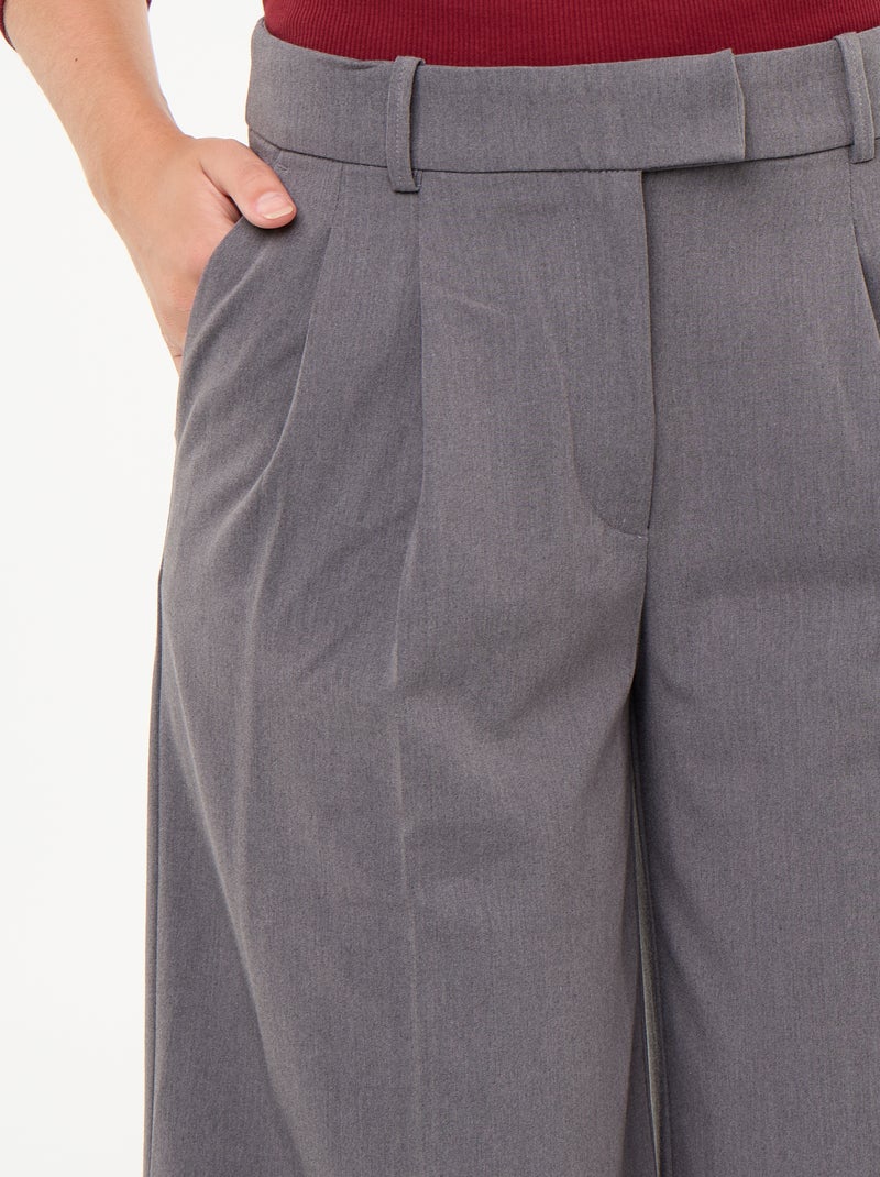 Bermuda lungo taglio chino Grigio - Kiabi