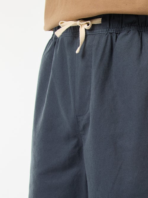 Bermuda tinta unita in cotone e lino - Kiabi