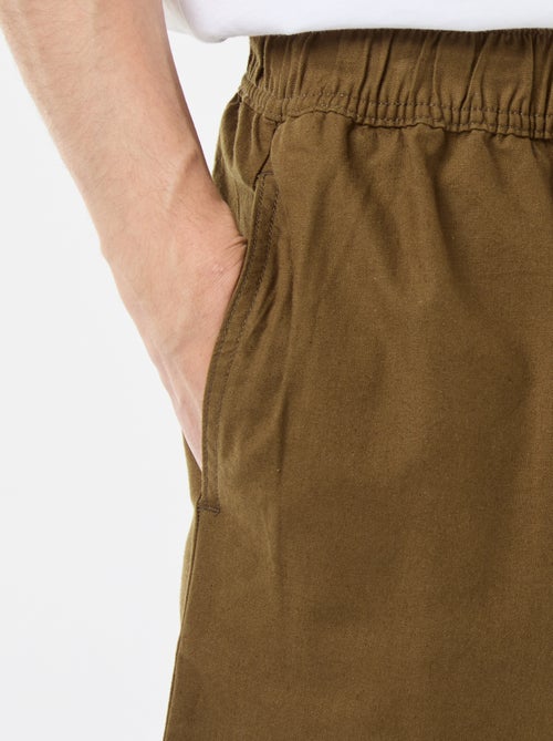 Bermuda tinta unita in cotone e lino - Kiabi