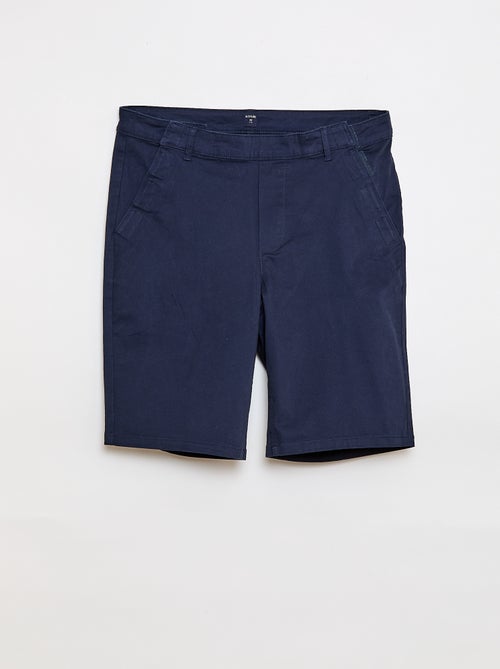 Bermuda uomo modello chino tinta unita - Kiabi Bermuda uomo modello chino tinta unita - Kiabi