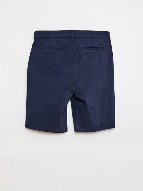 Bermuda uomo modello chino tinta unita - Kiabi Bermuda uomo modello chino tinta unita - Kiabi