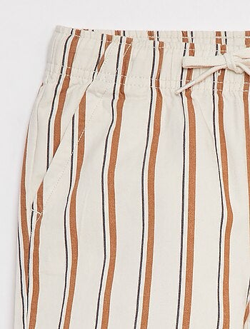 Bermuda vita elasticizzata con vita elasticizzata