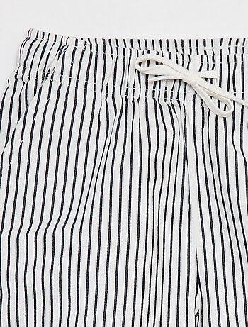 Bermuda vita elasticizzata con vita elasticizzata