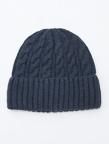 Berretto in maglia a trecce