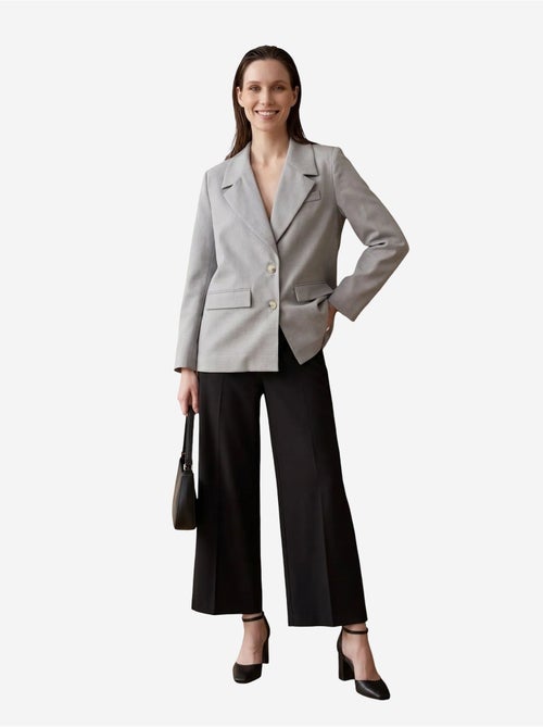 Blazer con collo a scialle e chiusura con bottoni my fashion - Kiabi Blazer con collo a scialle e chiusura con bottoni my fashion - Kiabi