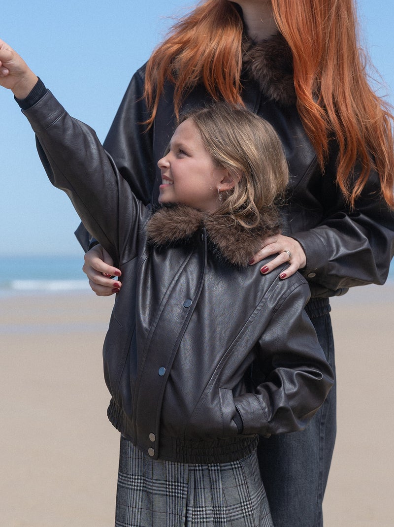 Blouson in similpelle con collo in pelliccia rimovibile Nero - Kiabi
