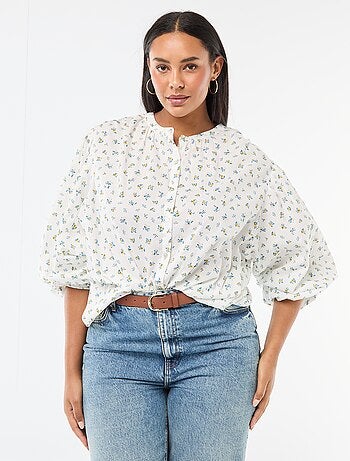 Blusa a collo rotondo e maniche lunghe