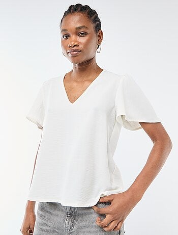 Blusa a maniche corte e scollo a V