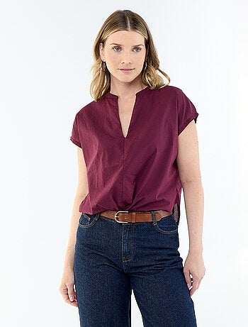 Blusa a maniche corte e scollo a V