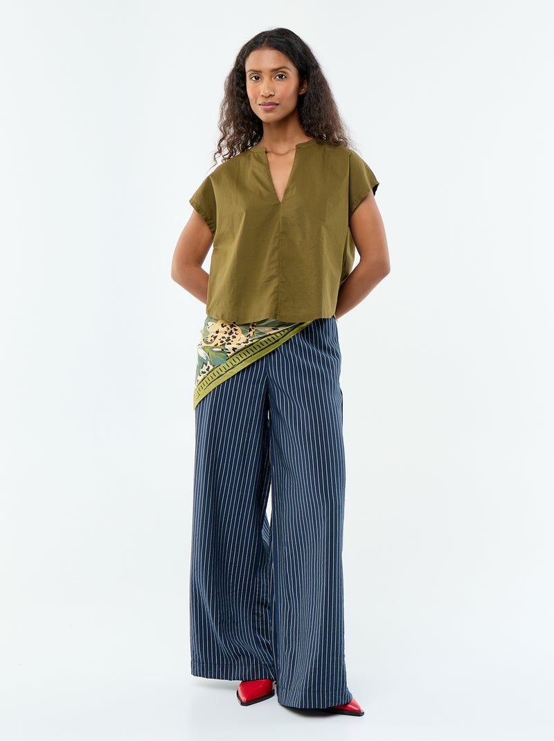 Blusa a maniche corte e scollo a V Verde - Kiabi