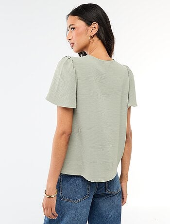 Blusa a maniche corte e scollo a V