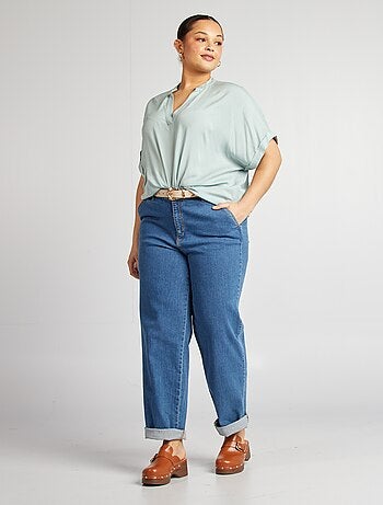 Blusa a maniche corte tinta unita