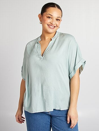 Blusa a maniche corte tinta unita
