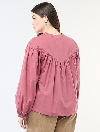 Blusa a maniche lunghe con ricami