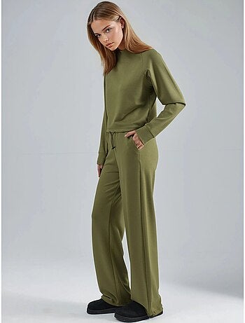 Blusa a mezzo collo modal touch e pantaloni con vita elasticizzata collezione bersan hiccup