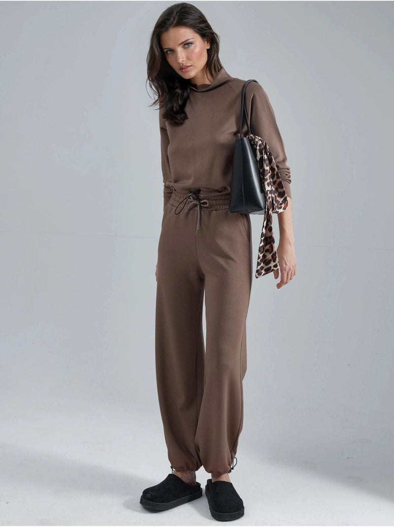 Blusa a mezzo collo modal touch e pantaloni con vita elasticizzata collezione bersan hiccup Marrone chiaro - Kiabi