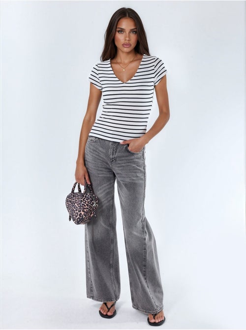 Blusa a righe in misto cotone con scollo a v busem - Kiabi Blusa a righe in misto cotone con scollo a v busem - Kiabi