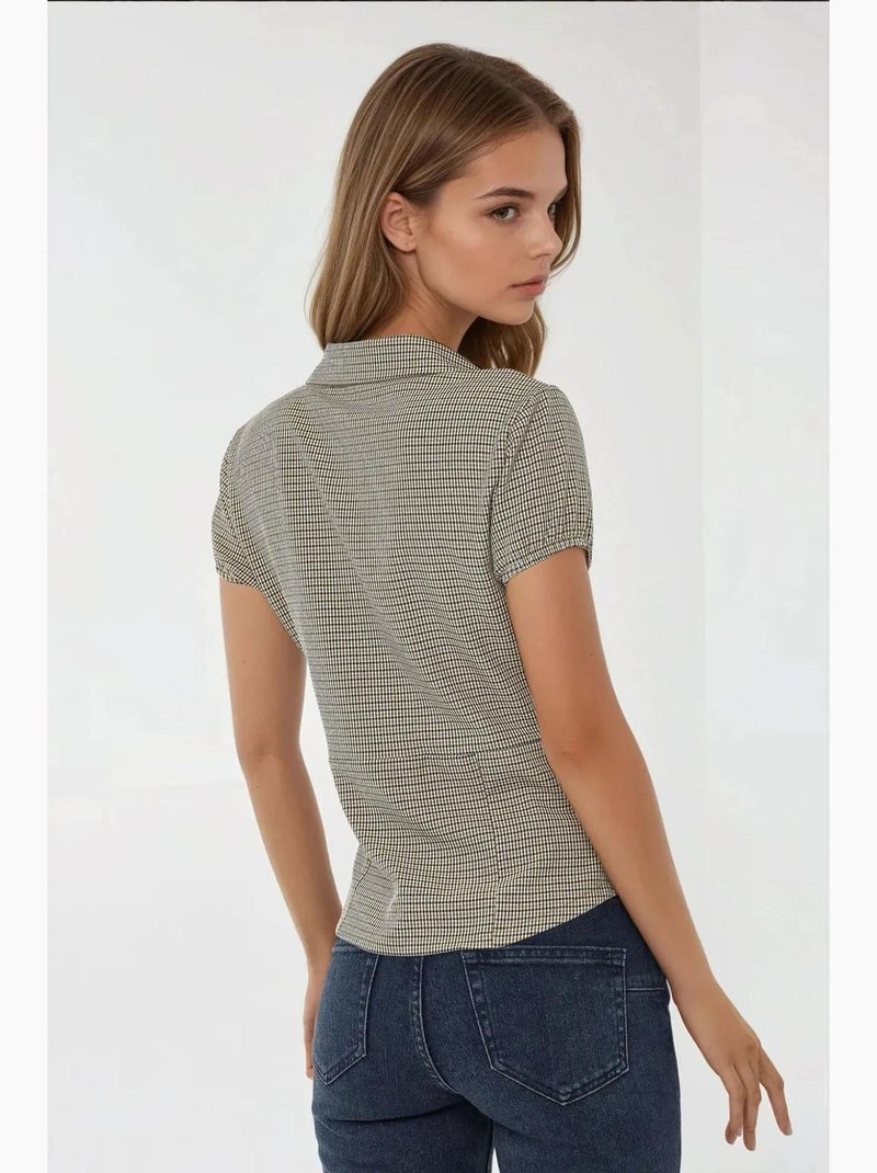 Blusa aderente a quadri colletto camicia hiccup Crema - Kiabi