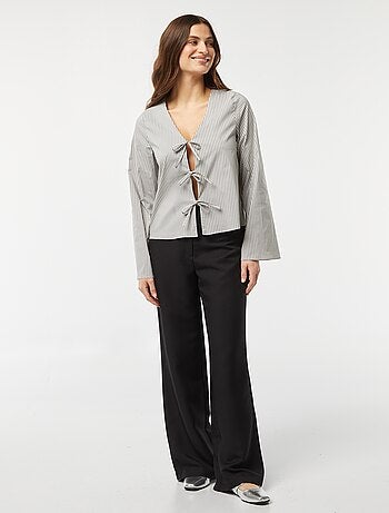 Blusa cardigan a righe con laccetti da annodare