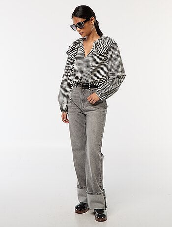 Blusa con ampio colletto tondo