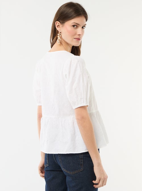 Blusa con ricami e fondo a volant - Kiabi