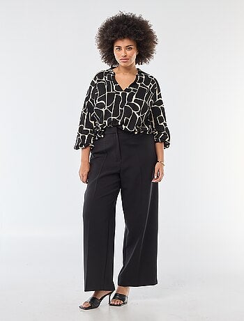 Blusa con scollo a V e motivo allover