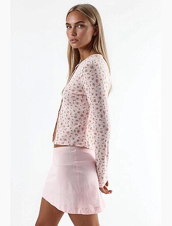 Blusa corta a coste con fiori e chiusura a bottoni busem