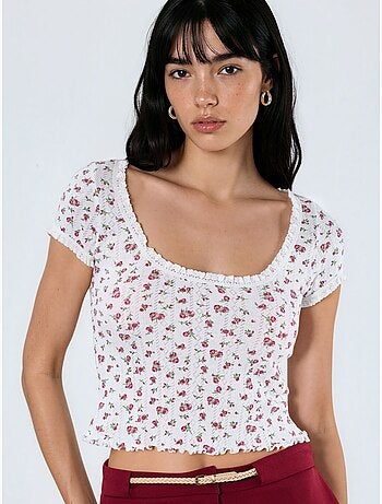 Blusa corta con scollo a u a fiori con balze busem