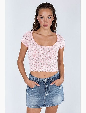 Blusa corta con scollo a u a fiori con balze busem