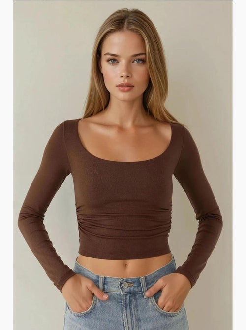 Blusa corta in viscosa con scollo rotondo slim fit hiccup - Kiabi Blusa corta in viscosa con scollo rotondo slim fit hiccup - Kiabi