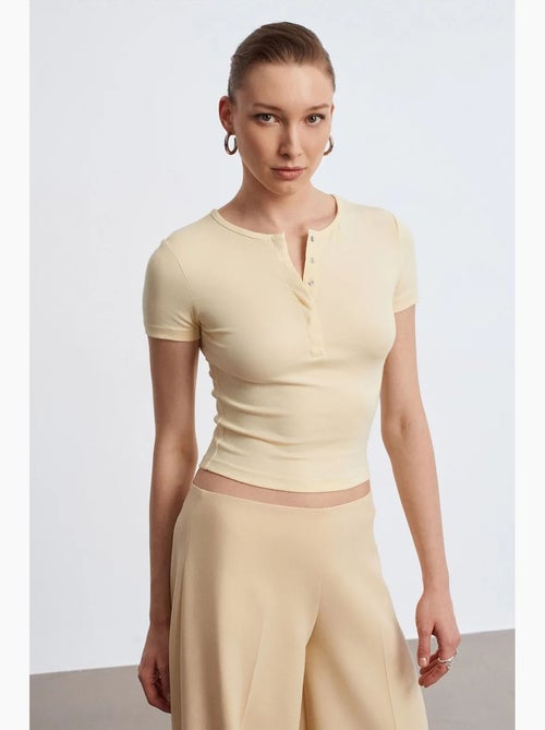 Blusa crop in jersey slim fit dilvin - Kiabi Blusa crop in jersey slim fit dilvin - Kiabi