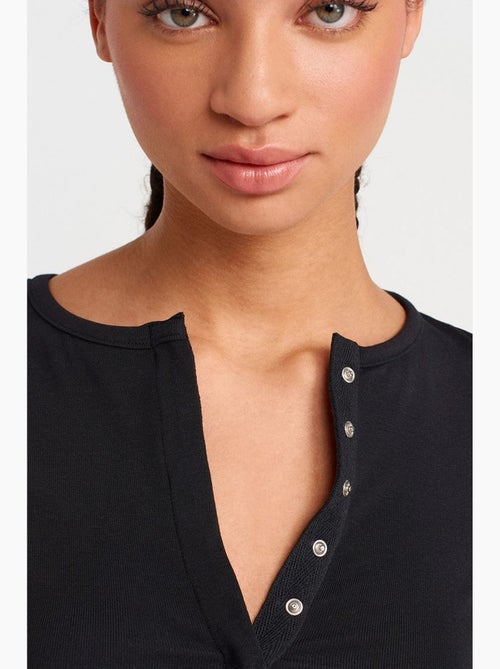 Blusa crop in jersey slim fit dilvin - Kiabi Blusa crop in jersey slim fit dilvin - Kiabi